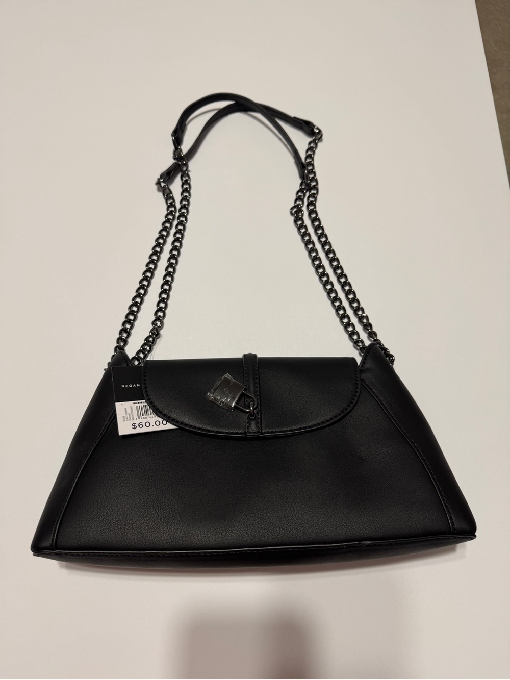Simply Vera Vera Wang Black Shoulder Bag with Chain Strap